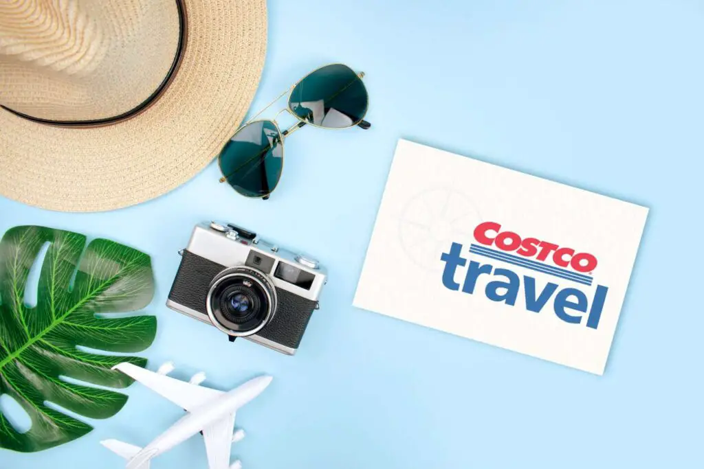 What are the Service offered by the Costco Travel? and its Advantage to Travelers.