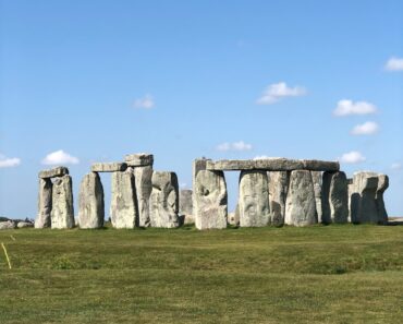 Stonehenge: Interesting and Mysterious Facts.